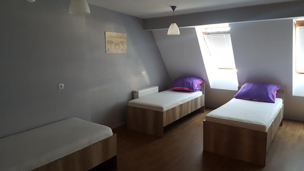Wroclov Hostel Wrocław Extérieur photo